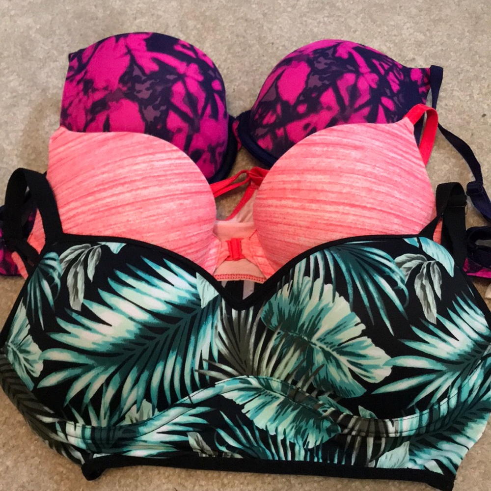Victoria’s Secret bra bundle